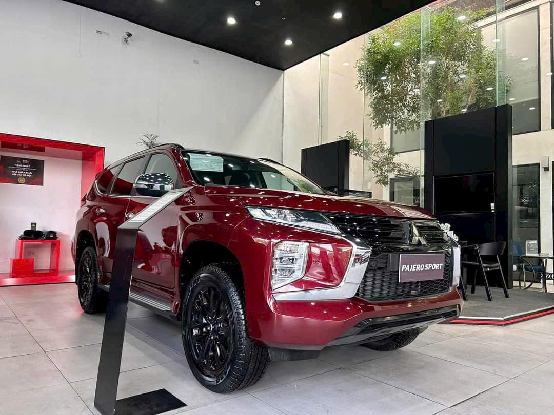 Nghịch lý phân khúc SUV hạng D: Toàn giảm giá sâu nhưng doanh số chẳng thấm vào đâu- Ảnh 8. Nghịch lý phân khúc SUV hạng D: Toàn giảm giá sâu nhưng doanh số chẳng thấm vào đâu- Ảnh 8.