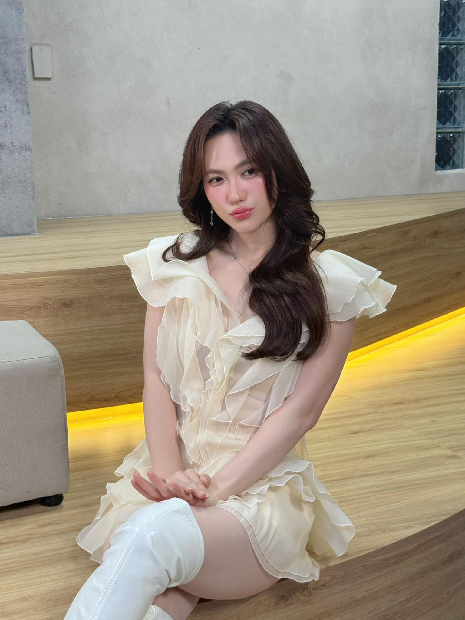 5 mỹ nhân dự "soán ngôi" Tăng Thanh Hà: Người cao chỉ 1m5, người mất tích khỏi Vbiz vì trầm cảm- Ảnh 7. 5 mỹ nhân dự "soán ngôi" Tăng Thanh Hà: Người cao chỉ 1m5, người mất tích khỏi Vbiz vì trầm cảm- Ảnh 7.