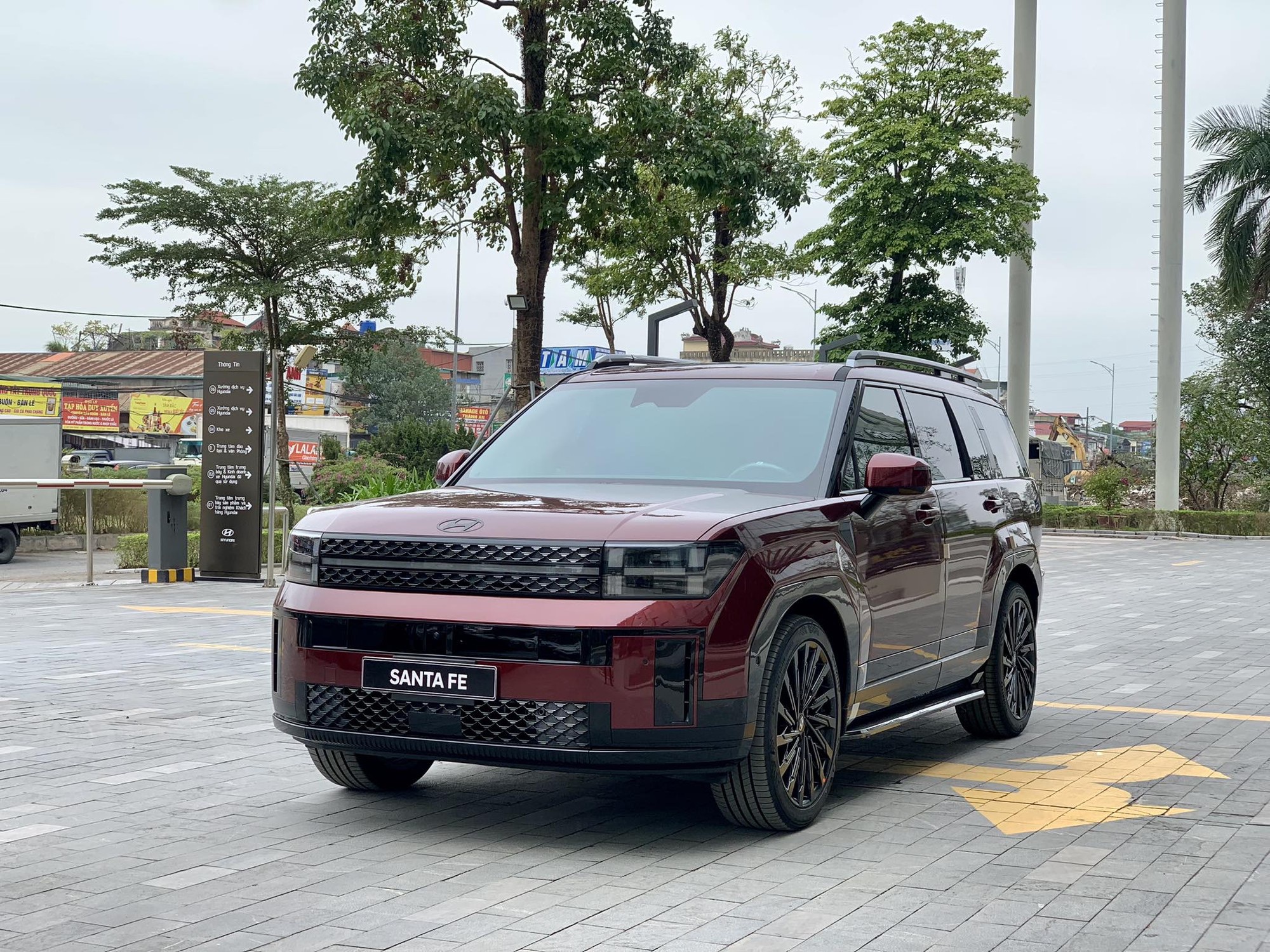 Nghịch lý phân khúc SUV hạng D: Toàn giảm giá sâu nhưng doanh số chẳng thấm vào đâu- Ảnh 3. Nghịch lý phân khúc SUV hạng D: Toàn giảm giá sâu nhưng doanh số chẳng thấm vào đâu- Ảnh 3.