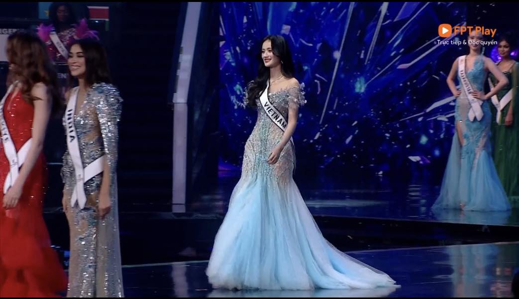 Trực tiếp Chung kết Miss World 2025: Hoa hậu Ý Nhi dừng chân trước top 20, biểu cảm trên sân khấu gây chú ý- Ảnh 6. Trực tiếp Chung kết Miss World 2025: Hoa hậu Ý Nhi dừng chân trước top 20, biểu cảm trên sân khấu gây chú ý- Ảnh 6.