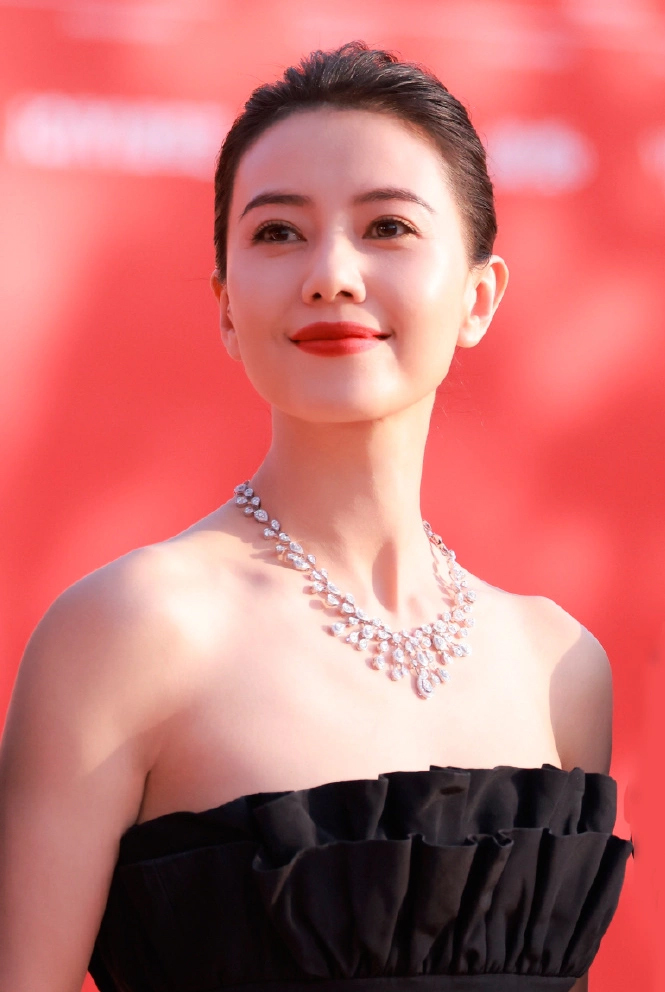 Mỹ nhân Cbiz trẻ mãi không già, U50 da mơn mởn collagen nhờ kết thân 1 loại nước, chống nắng vô cùng kỹ lưỡng đáng học hỏi- Ảnh 3. Mỹ nhân Cbiz trẻ mãi không già, U50 da mơn mởn collagen nhờ kết thân 1 loại nước, chống nắng vô cùng kỹ lưỡng đáng học hỏi- Ảnh 3.