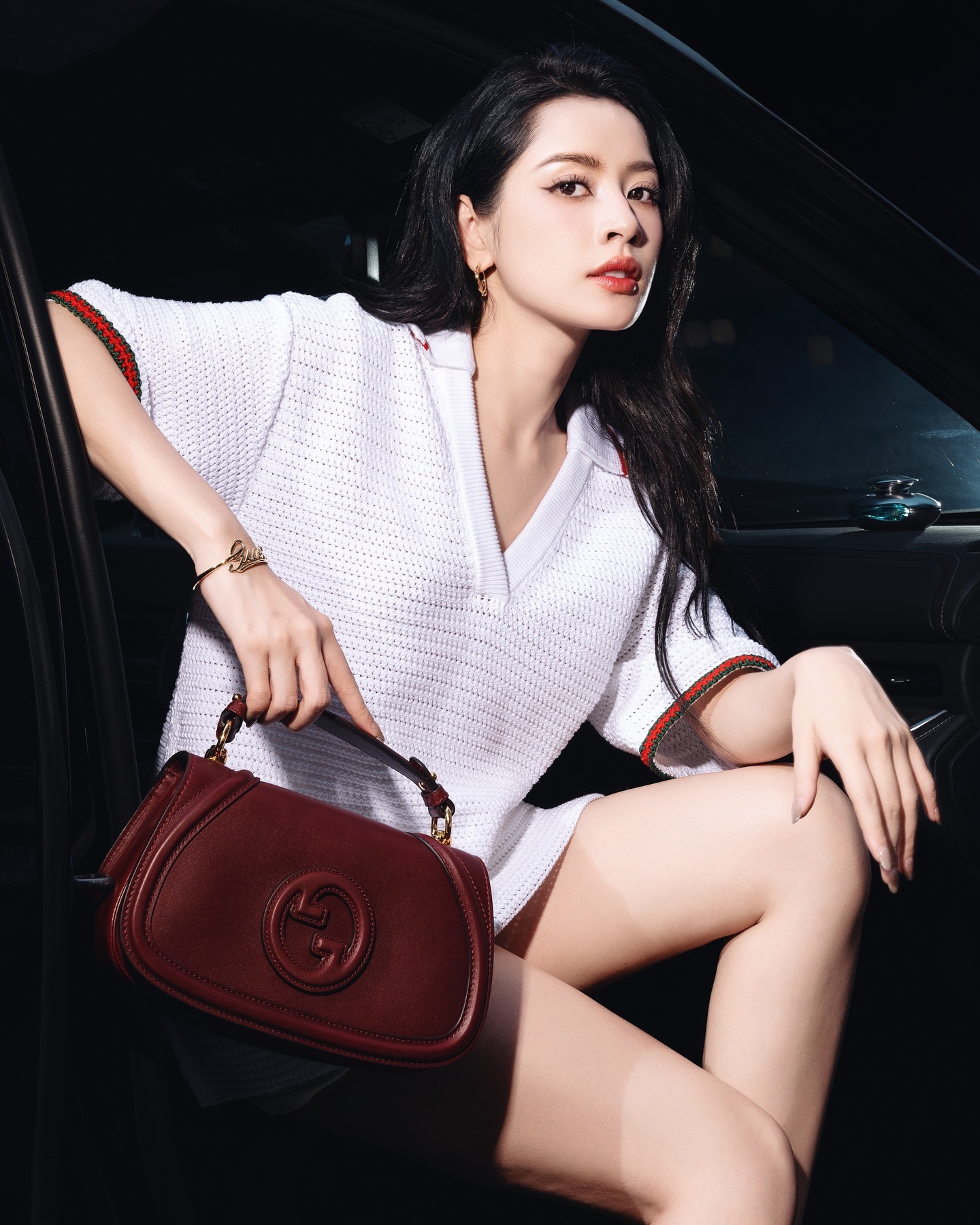 7 “bàn tay ngọc” của showbiz Việt: Số 1 đúng chuẩn tay phu nhân, muốn khổ cũng khó- Ảnh 11. 7 “bàn tay ngọc” của showbiz Việt: Số 1 đúng chuẩn tay phu nhân, muốn khổ cũng khó- Ảnh 11.