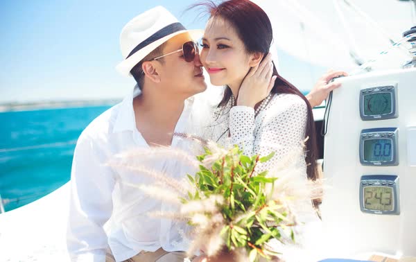 Đám cưới lần 2 của sao Vbiz tại Mỹ: Phát hiện chồng cũ cắm sừng chỉ sau 2 tháng, cô dâu sánh ngang Hà Tăng- Ảnh 7. Đám cưới lần 2 của sao Vbiz tại Mỹ: Phát hiện chồng cũ cắm sừng chỉ sau 2 tháng, cô dâu sánh ngang Hà Tăng- Ảnh 7.