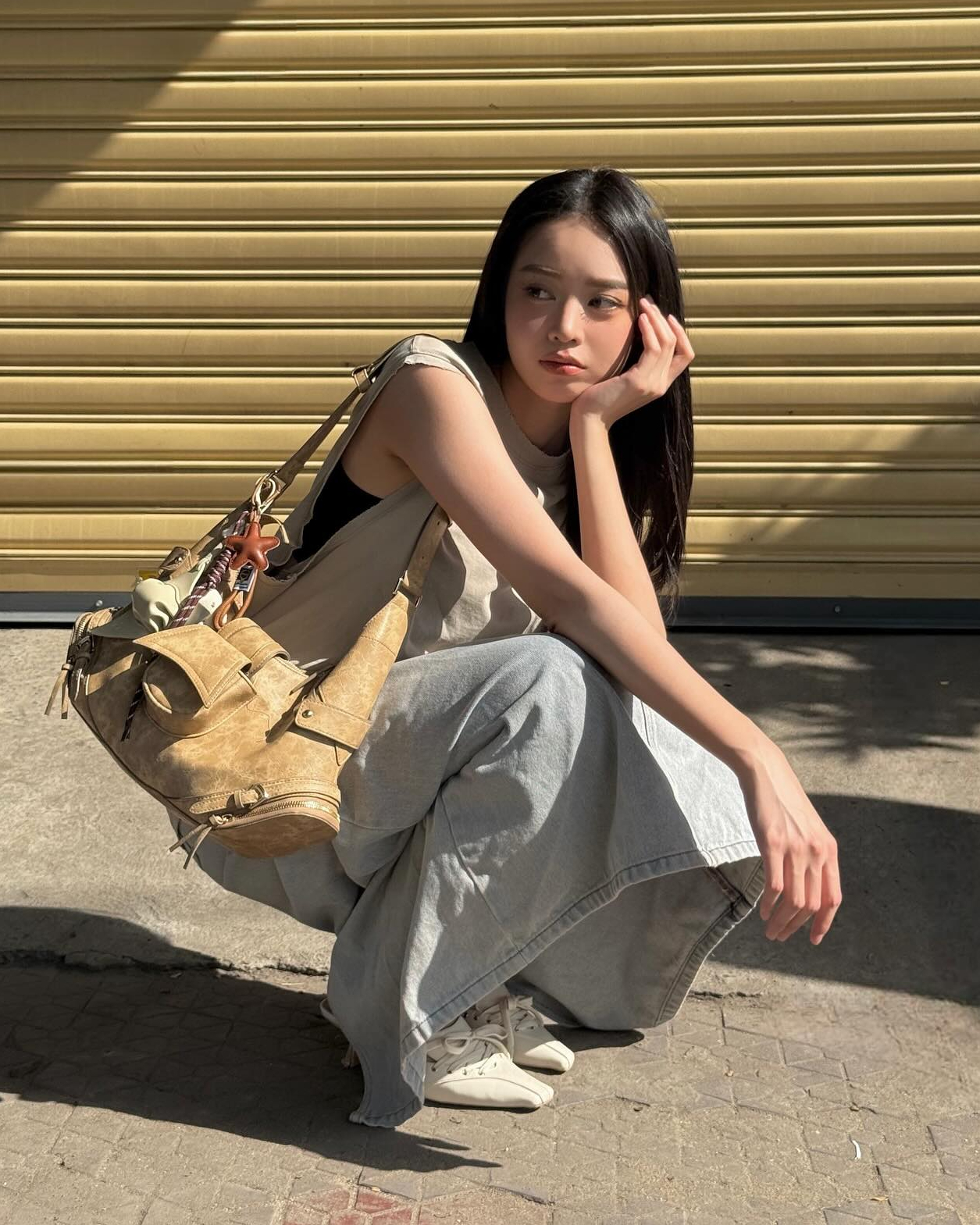 7 “bàn tay ngọc” của showbiz Việt: Số 1 đúng chuẩn tay phu nhân, muốn khổ cũng khó- Ảnh 15. 7 “bàn tay ngọc” của showbiz Việt: Số 1 đúng chuẩn tay phu nhân, muốn khổ cũng khó- Ảnh 15.