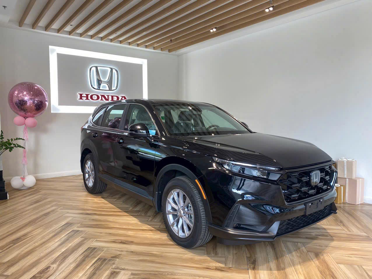 Hơn 1 tỷ đồng không mua Skoda Karoq mua xe gì: Từ CUV đến SUV, từ xe Nhật đến xe Mỹ- Ảnh 3. Hơn 1 tỷ đồng không mua Skoda Karoq mua xe gì: Từ CUV đến SUV, từ xe Nhật đến xe Mỹ- Ảnh 3.