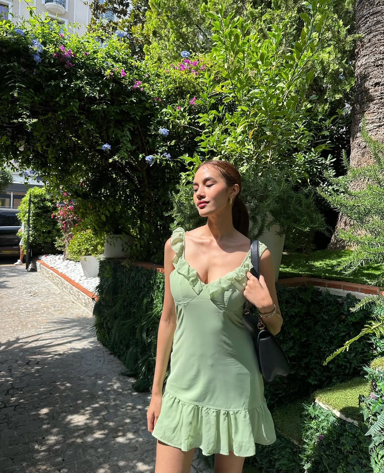 Hoa hậu Thái Lan vừa đăng quang Miss World: Bị Miss Universe tước danh hiệu, "check var" profile lẫn mặt mộc mới sốc- Ảnh 6. Hoa hậu Thái Lan vừa đăng quang Miss World: Bị Miss Universe tước danh hiệu, "check var" profile lẫn mặt mộc mới sốc- Ảnh 6.