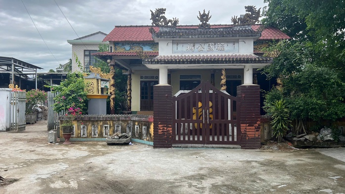 Kẻ phá “Ngai vua triều Nguyễn” từng gây sự với 6 công an đang ngồi ăn sáng- Ảnh 1. Kẻ phá “Ngai vua triều Nguyễn” từng gây sự với 6 công an đang ngồi ăn sáng- Ảnh 1.