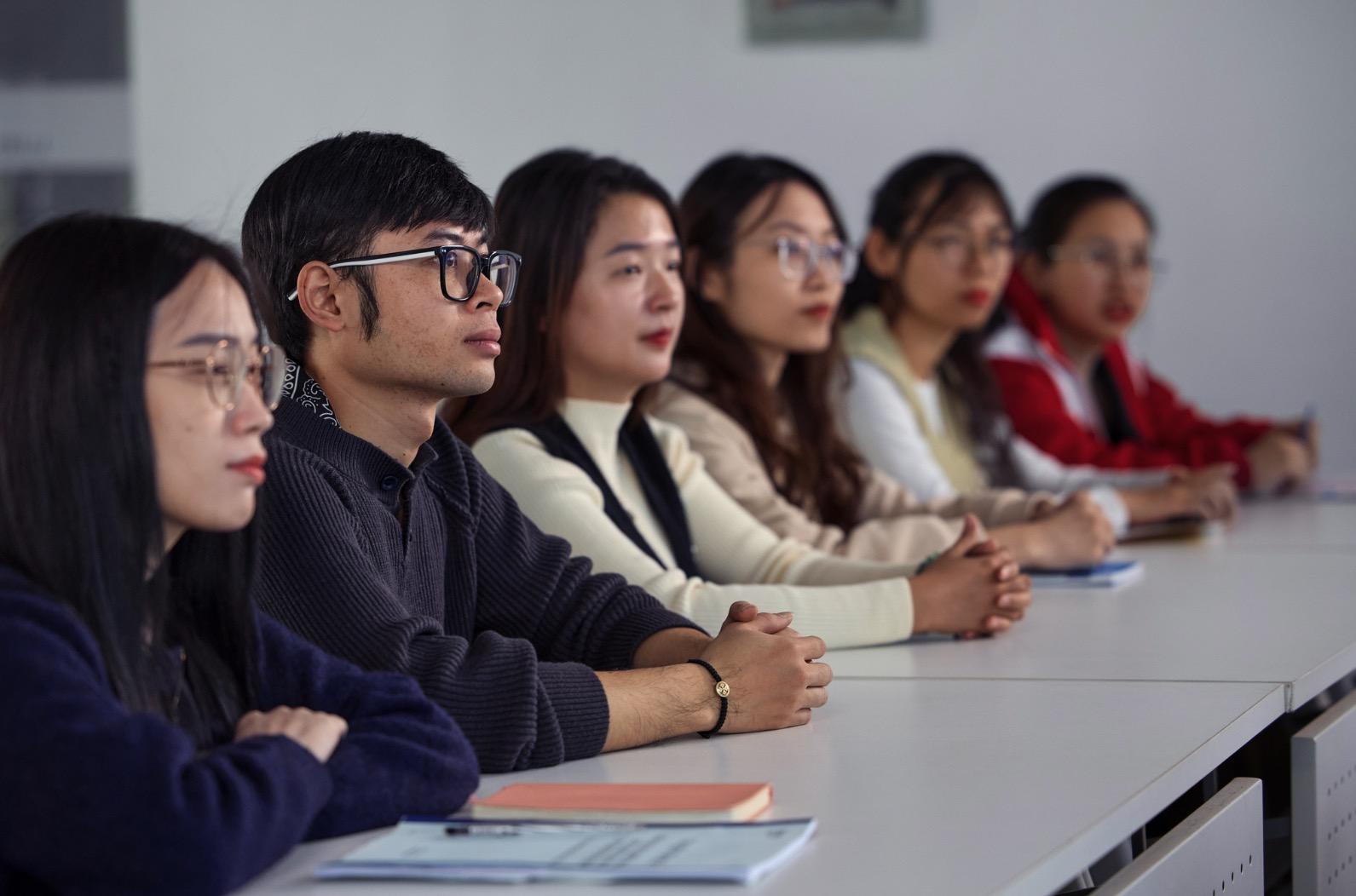 Phó chủ tịch Apple: “Việt Nam là nơi có nguồn nhân lực rất đam mê, sáng tạo và khao khát học hỏi”- Ảnh 5. Phó chủ tịch Apple: “Việt Nam là nơi có nguồn nhân lực rất đam mê, sáng tạo và khao khát học hỏi”- Ảnh 5.