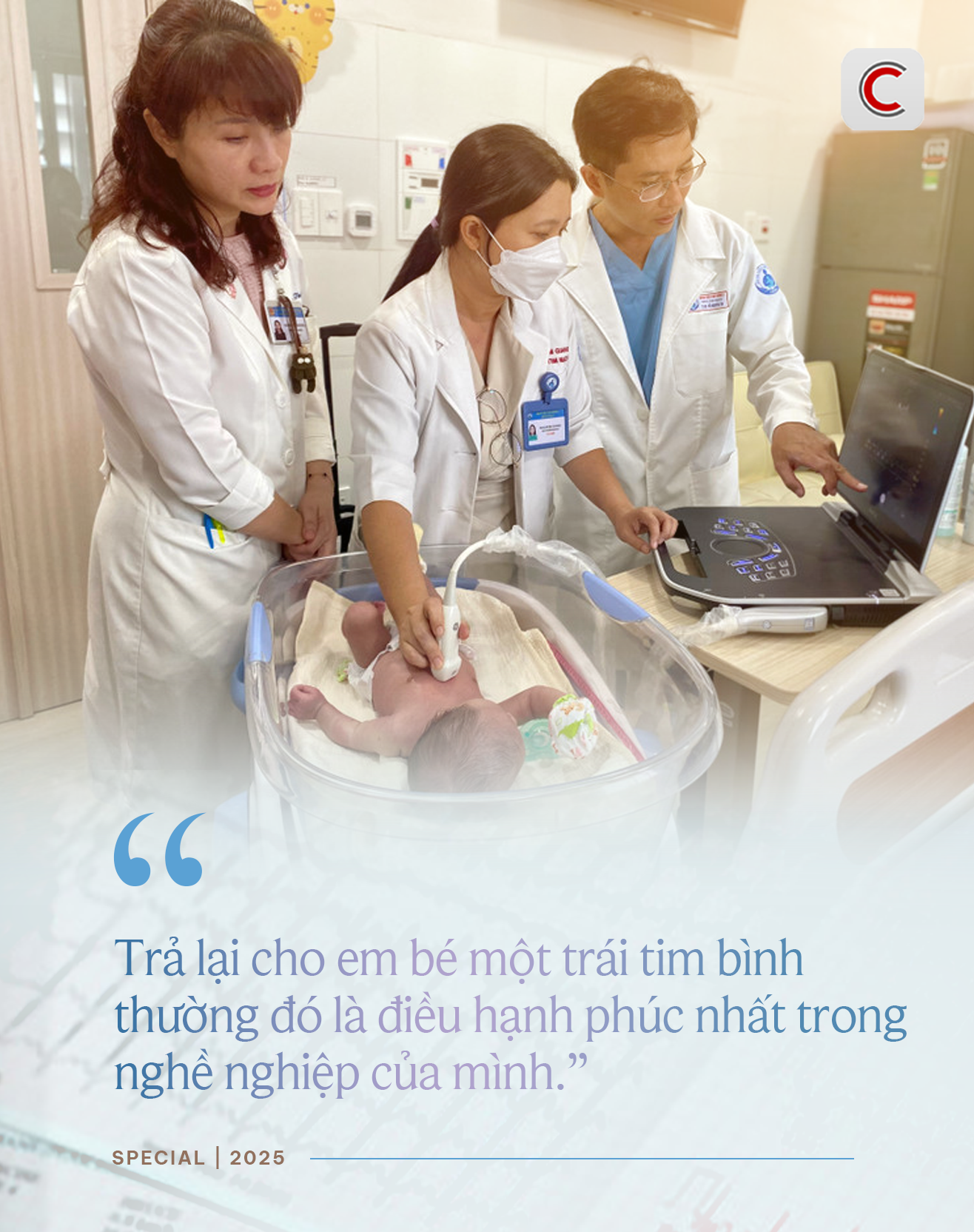 Bác sĩ Đỗ Nguyên Tín kể về 2 phút đấu trí cứu tim thai nhi cho bà bầu Singapore: “Dừng lại hay tiếp tục?”- Ảnh 4. Bác sĩ Đỗ Nguyên Tín kể về 2 phút đấu trí cứu tim thai nhi cho bà bầu Singapore: “Dừng lại hay tiếp tục?”- Ảnh 4.