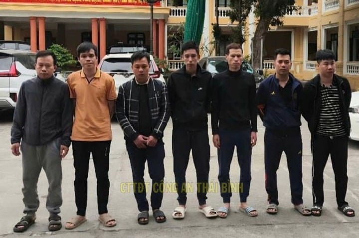 Chiêu trò ‘rửa tiền’ qua mặt ngân hàng của đường dây đánh bạc nghìn tỷ- Ảnh 2. Chiêu trò ‘rửa tiền’ qua mặt ngân hàng của đường dây đánh bạc nghìn tỷ- Ảnh 2.