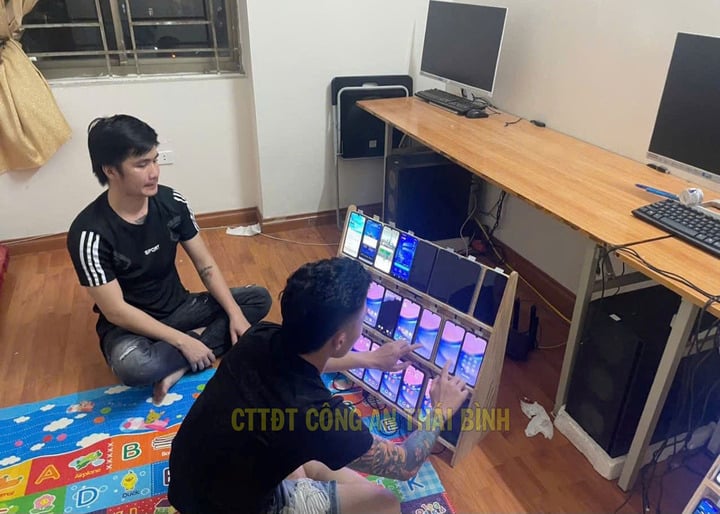 Chiêu trò ‘rửa tiền’ qua mặt ngân hàng của đường dây đánh bạc nghìn tỷ- Ảnh 3. Chiêu trò ‘rửa tiền’ qua mặt ngân hàng của đường dây đánh bạc nghìn tỷ- Ảnh 3.