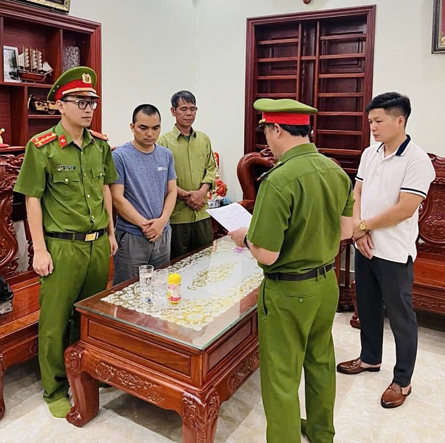Bắt tạm giam, khám xét chỗ ở và nơi làm việc của ông Lê Quang Hải- Ảnh 2. Bắt tạm giam, khám xét chỗ ở và nơi làm việc của ông Lê Quang Hải- Ảnh 2.