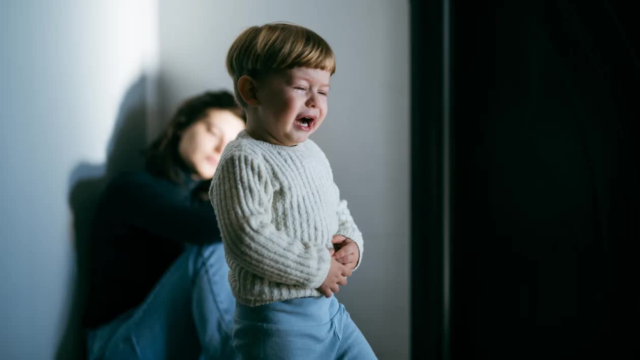 Chuyên gia nghiên cứu hơn 200 đứa trẻ: Đây là câu nói gây hại nhất mà cha mẹ hay vô thức sử dụng- Ảnh 1. Chuyên gia nghiên cứu hơn 200 đứa trẻ: Đây là câu nói gây hại nhất mà cha mẹ hay vô thức sử dụng- Ảnh 1.