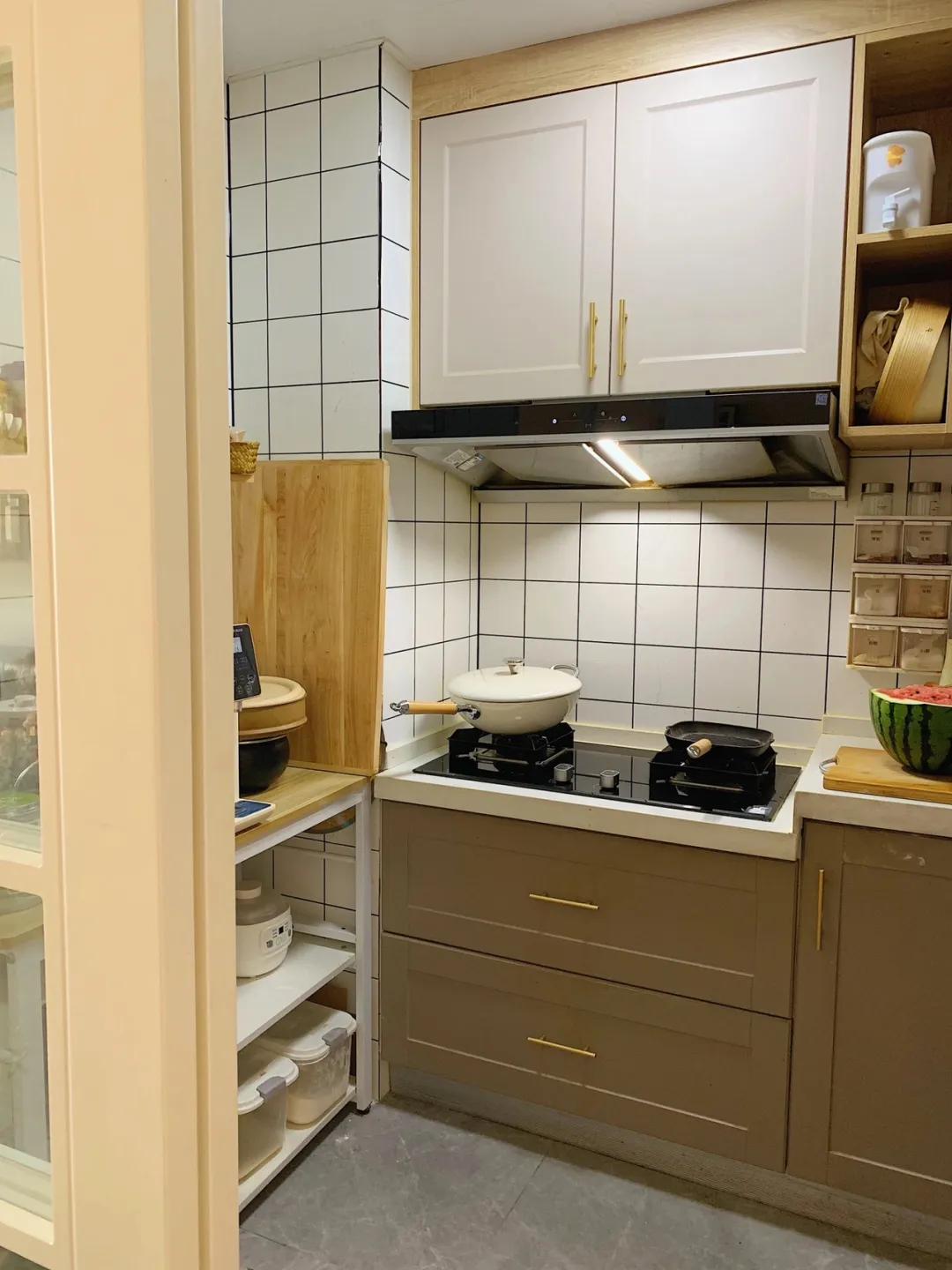 48 tuổi vẫn giữ nhà sạch bong như mới, người phụ nữ trung niên khiến dân mạng trầm trồ: Mỗi ngày chỉ dọn một chút, mà đẹp như khách sạn 5 sao- Ảnh 8. 48 tuổi vẫn giữ nhà sạch bong như mới, người phụ nữ trung niên khiến dân mạng trầm trồ: Mỗi ngày chỉ dọn một chút, mà đẹp như khách sạn 5 sao- Ảnh 8.