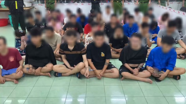Vụ 4 tiếp viên xách ma túy về Việt Nam: Đã bắt số bị can nhiều nhất trong lịch sử- Ảnh 1. Vụ 4 tiếp viên xách ma túy về Việt Nam: Đã bắt số bị can nhiều nhất trong lịch sử- Ảnh 1.