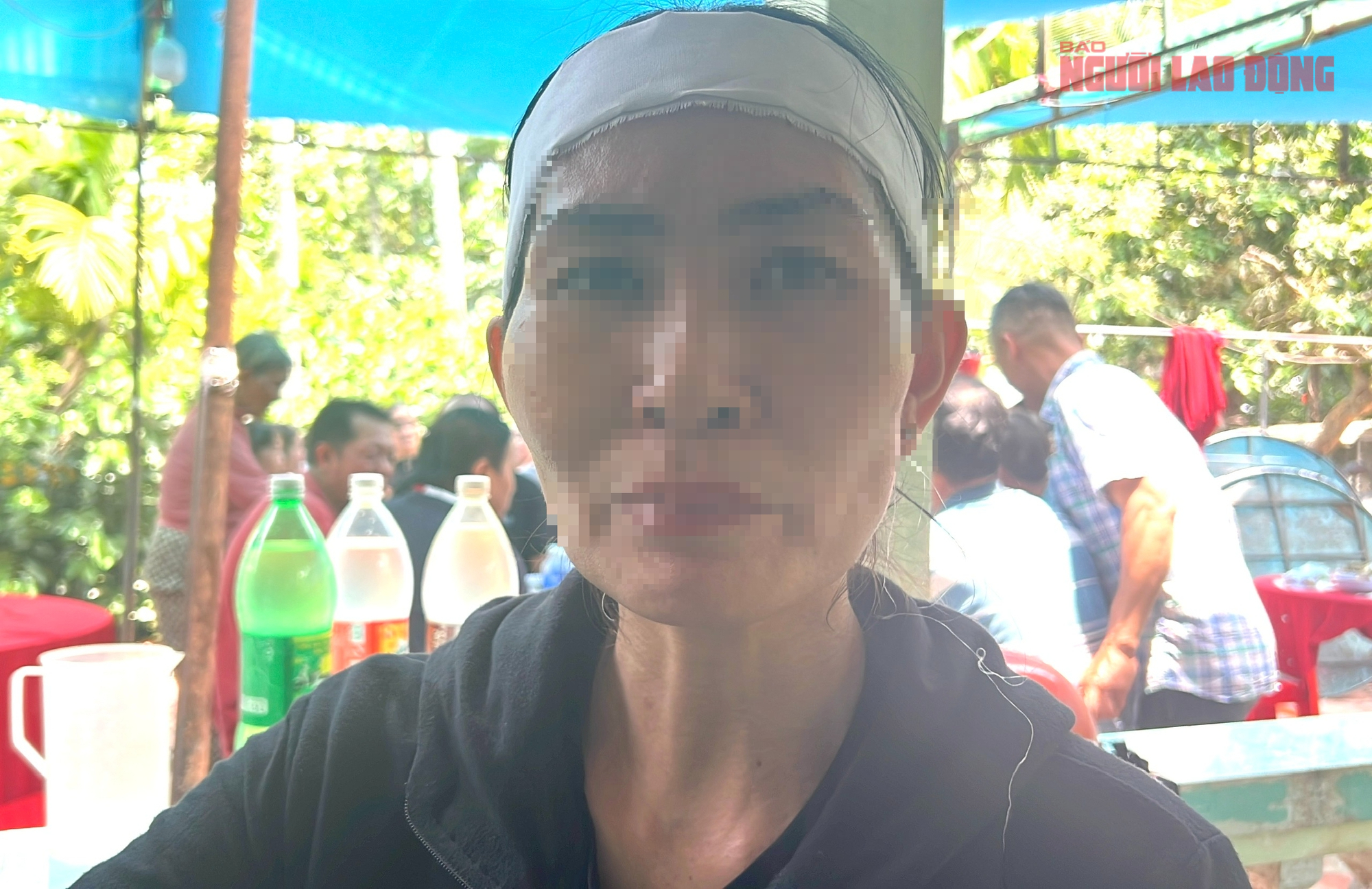 Vụ bé gái bị tai nạn giao thông ở Vĩnh Long: Mẹ ruột đề nghị hoãn buổi làm việc với công an- Ảnh 1. Vụ bé gái bị tai nạn giao thông ở Vĩnh Long: Mẹ ruột đề nghị hoãn buổi làm việc với công an- Ảnh 1.