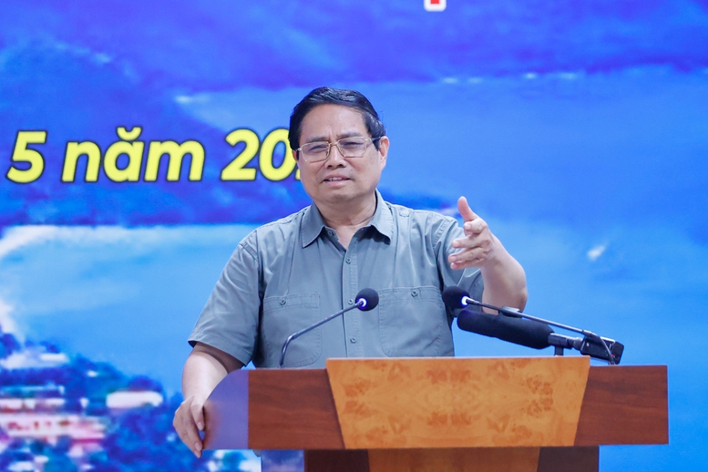 Thủ tướng làm việc với Ban Thường vụ Tỉnh ủy Bà Rịa-Vũng Tàu- Ảnh 1. Thủ tướng làm việc với Ban Thường vụ Tỉnh ủy Bà Rịa-Vũng Tàu- Ảnh 1.