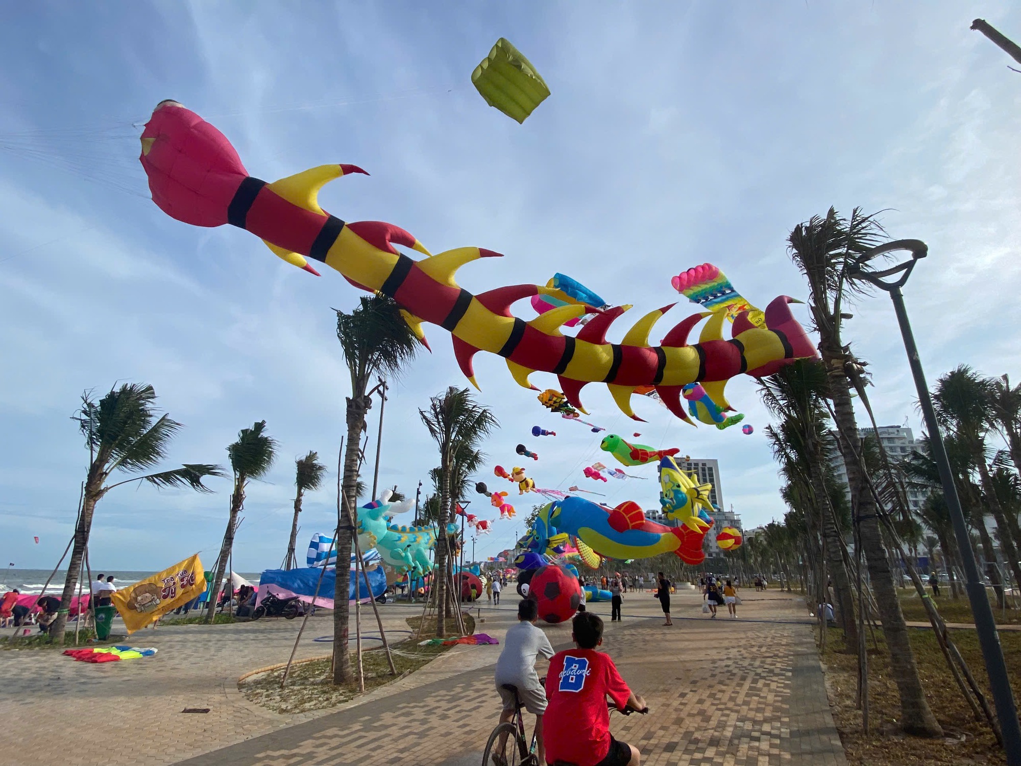 Bà Rịa – Vũng Tàu: Khách đông kỷ lục, thu hơn 661 tỉ đồng- Ảnh 2. Bà Rịa – Vũng Tàu: Khách đông kỷ lục, thu hơn 661 tỉ đồng- Ảnh 2.