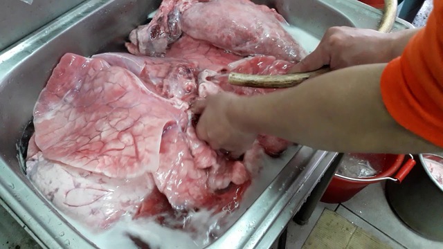 Hầu hết chất độc trong con lợn đều tích tụ vào 1 cơ quan người Việt cực mê ăn- Ảnh 2. Hầu hết chất độc trong con lợn đều tích tụ vào 1 cơ quan người Việt cực mê ăn- Ảnh 2.