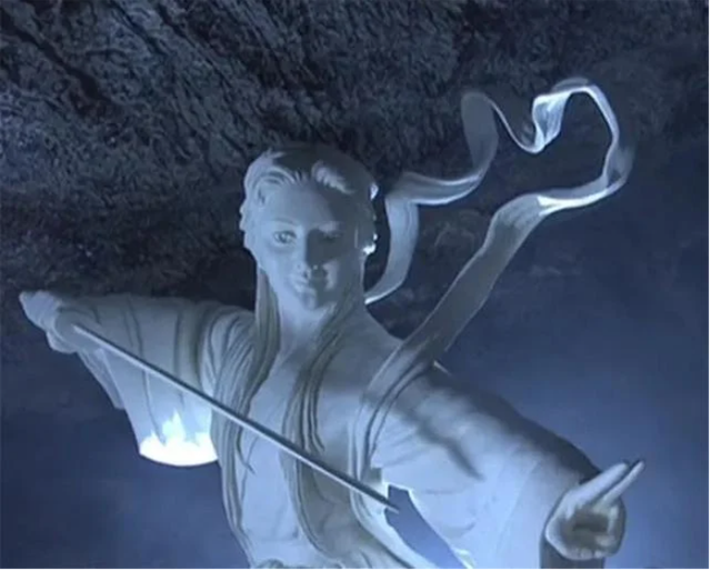 Tiểu Long Nữ và Vương Ngữ Yên có dung mạo giống nhau: Do có liên quan tới ông ngoại của vợ Dương Quá- Ảnh 1.