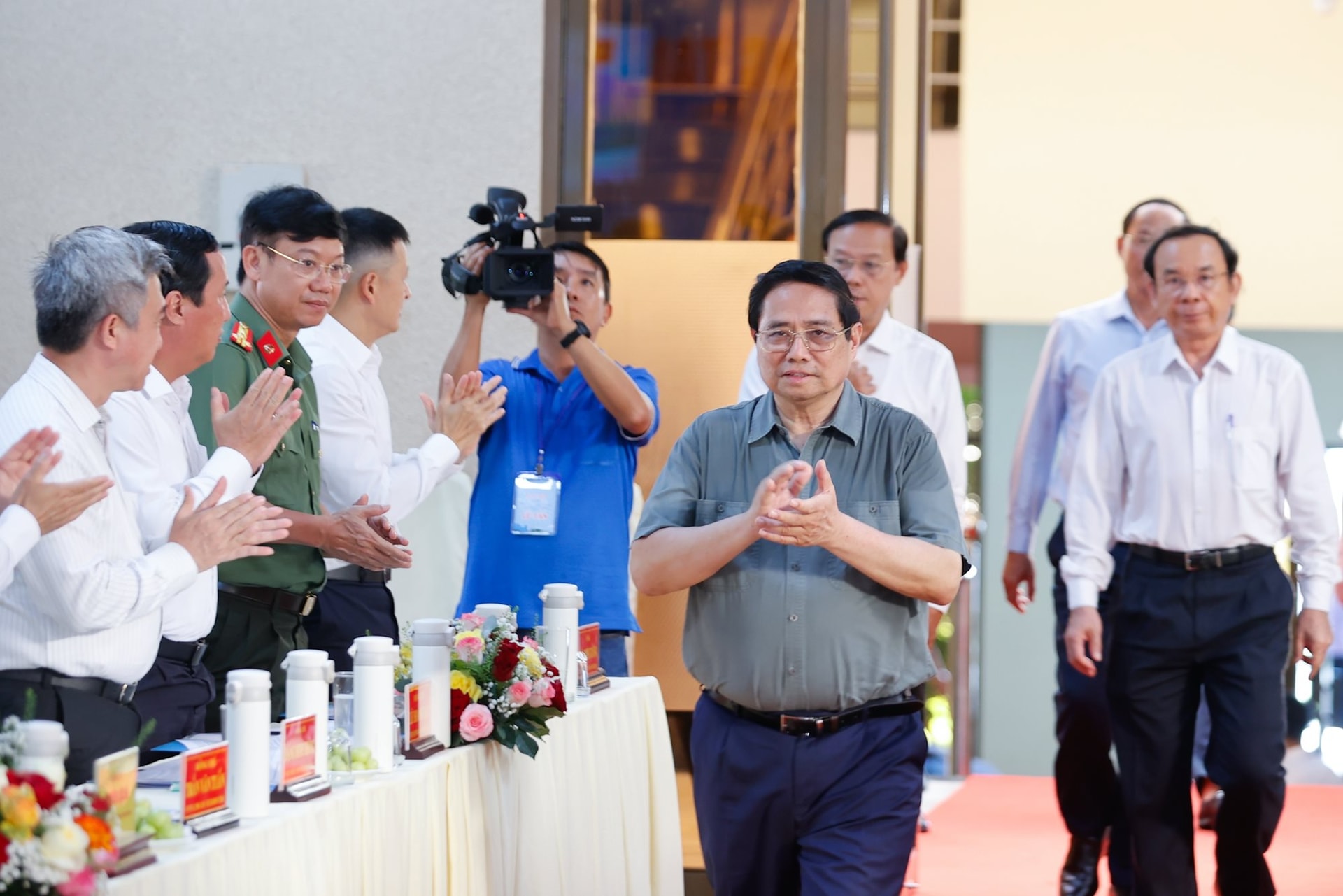 Việt Nam sẽ phát triển một đặc khu tầm cỡ quốc tế, Thủ tướng yêu cầu người đứng đầu phải “rất máu lửa”- Ảnh 2. Việt Nam sẽ phát triển một đặc khu tầm cỡ quốc tế, Thủ tướng yêu cầu người đứng đầu phải “rất máu lửa”- Ảnh 2.
