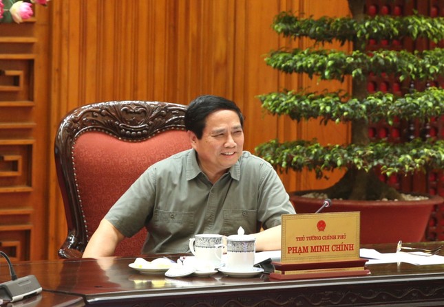 Thủ tướng: Tăng thu, triệt để tiết kiệm chi- Ảnh 1. Thủ tướng: Tăng thu, triệt để tiết kiệm chi- Ảnh 1.
