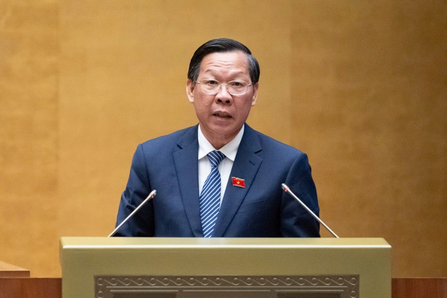 Đề nghị sớm thực hiện miễn học phí, hỗ trợ bữa ăn trưa cho học sinh- Ảnh 2. Đề nghị sớm thực hiện miễn học phí, hỗ trợ bữa ăn trưa cho học sinh- Ảnh 2.