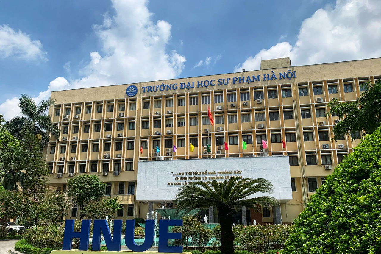 5 ngành có điểm chuẩn CAO NHẤT kỳ thi tốt nghiệp THPT 2024, phụ huynh lấy giấy bút ghi ngay để tham khảo!- Ảnh 2. 5 ngành có điểm chuẩn CAO NHẤT kỳ thi tốt nghiệp THPT 2024, phụ huynh lấy giấy bút ghi ngay để tham khảo!- Ảnh 2.