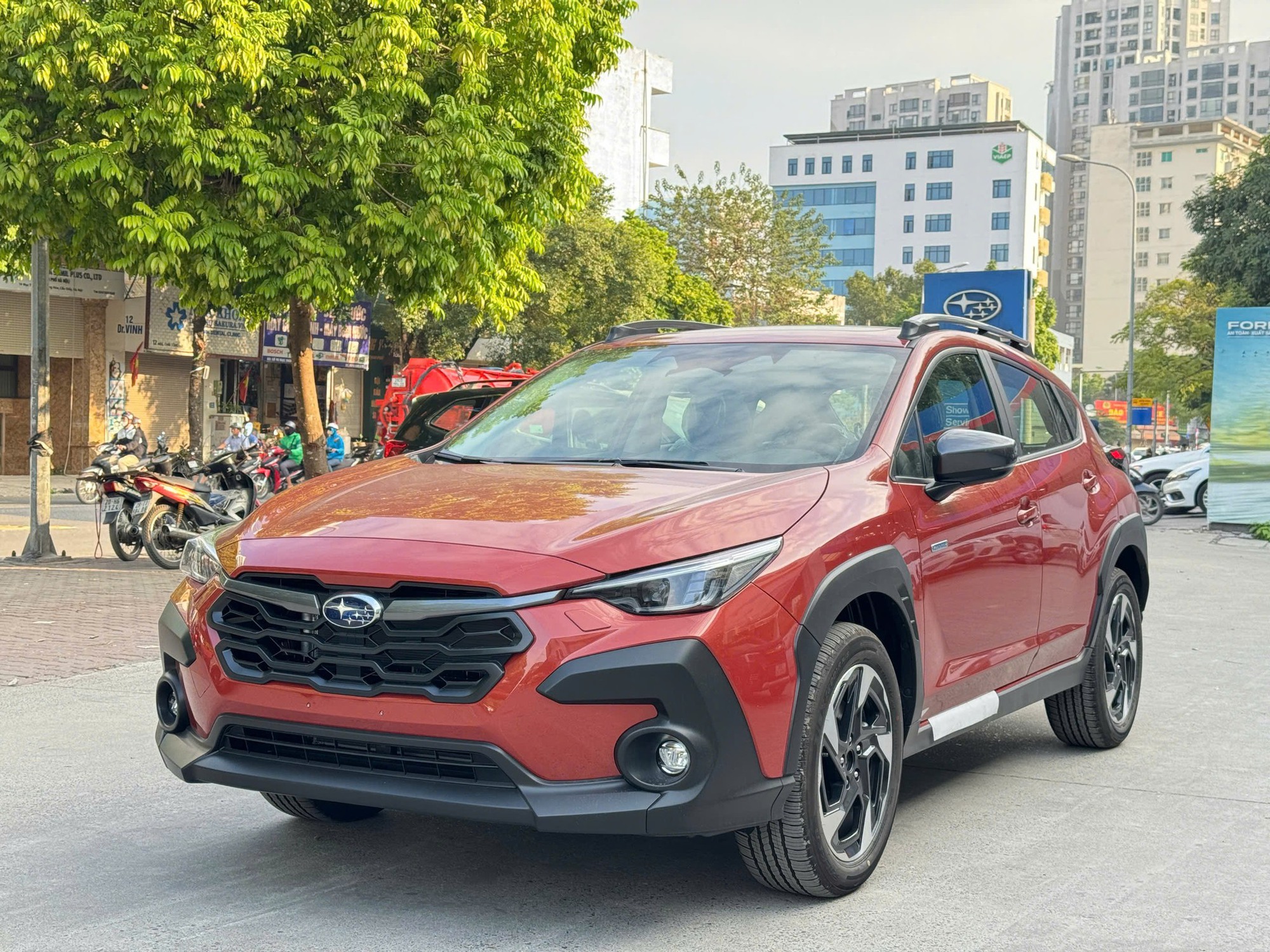 Subaru Crosstrek giảm tới 139 triệu đồng tại đại lý: Bản hybrid giảm nhiều nhất nhưng vẫn đắt ngang Santa Fe tầm trung- Ảnh 3. Subaru Crosstrek giảm tới 139 triệu đồng tại đại lý: Bản hybrid giảm nhiều nhất nhưng vẫn đắt ngang Santa Fe tầm trung- Ảnh 3.