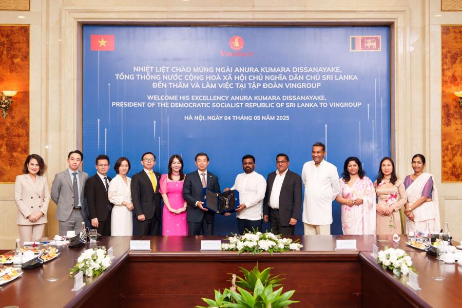 Tổng thống Sri Lanka mời Vingroup đầu tư vào bất động sản, du lịch- Ảnh 1. Tổng thống Sri Lanka mời Vingroup đầu tư vào bất động sản, du lịch- Ảnh 1.