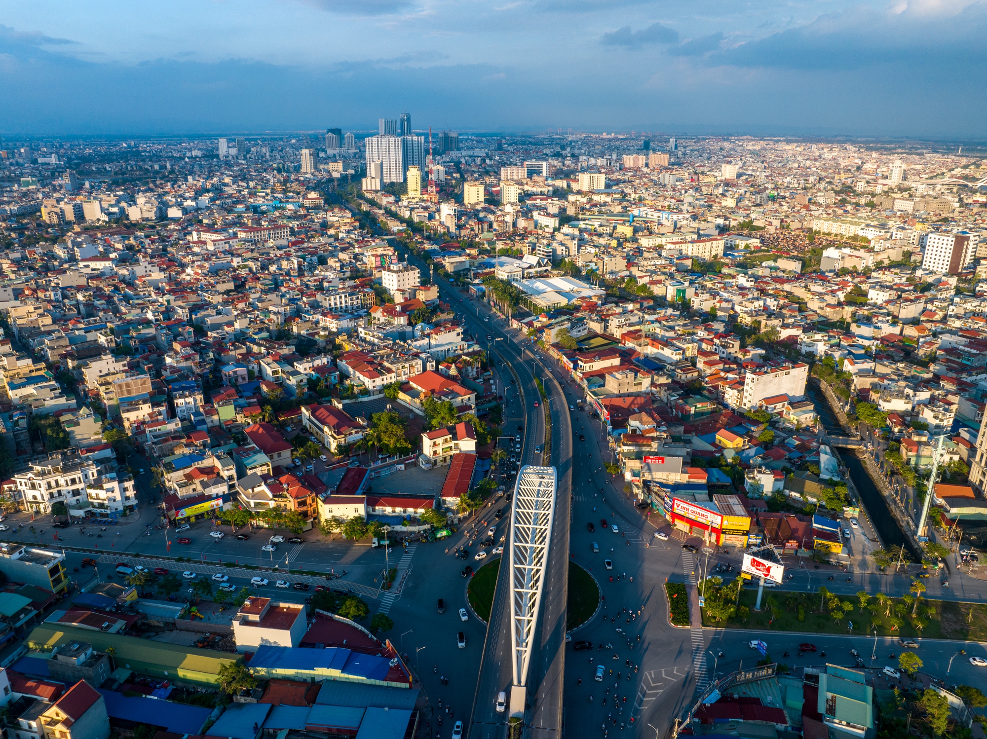 Hải Phòng đặt mục tiêu kinh tế số chiếm 35% GRDP trong năm 2025- Ảnh 1. Hải Phòng đặt mục tiêu kinh tế số chiếm 35% GRDP trong năm 2025- Ảnh 1.