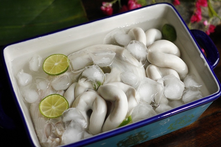 Lòng lợn “bách khoa toàn thư”: Mỗi miếng một tên gọi, ăn sai là mất hết tinh túy!- Ảnh 13. Lòng lợn “bách khoa toàn thư”: Mỗi miếng một tên gọi, ăn sai là mất hết tinh túy!- Ảnh 13.