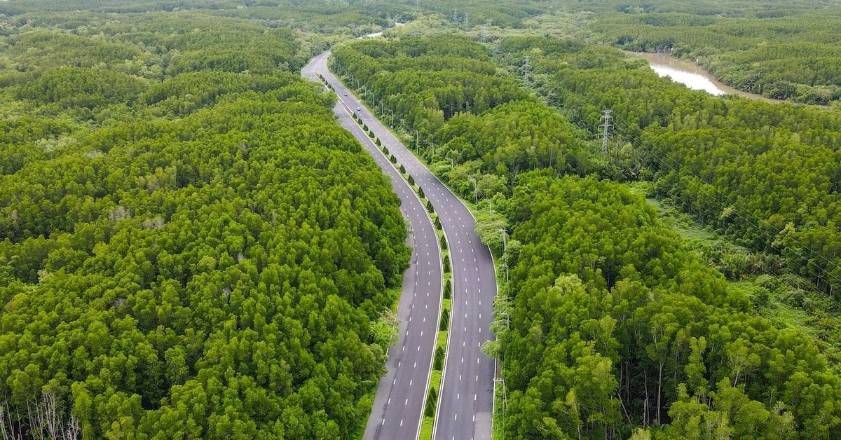 Chính thức: Tập đoàn của tỷ phú Phạm Nhật Vượng vừa được giao làm đề xuất dự án trọng điểm ở TP HCM- Ảnh 3. Chính thức: Tập đoàn của tỷ phú Phạm Nhật Vượng vừa được giao làm đề xuất dự án trọng điểm ở TP HCM- Ảnh 3.
