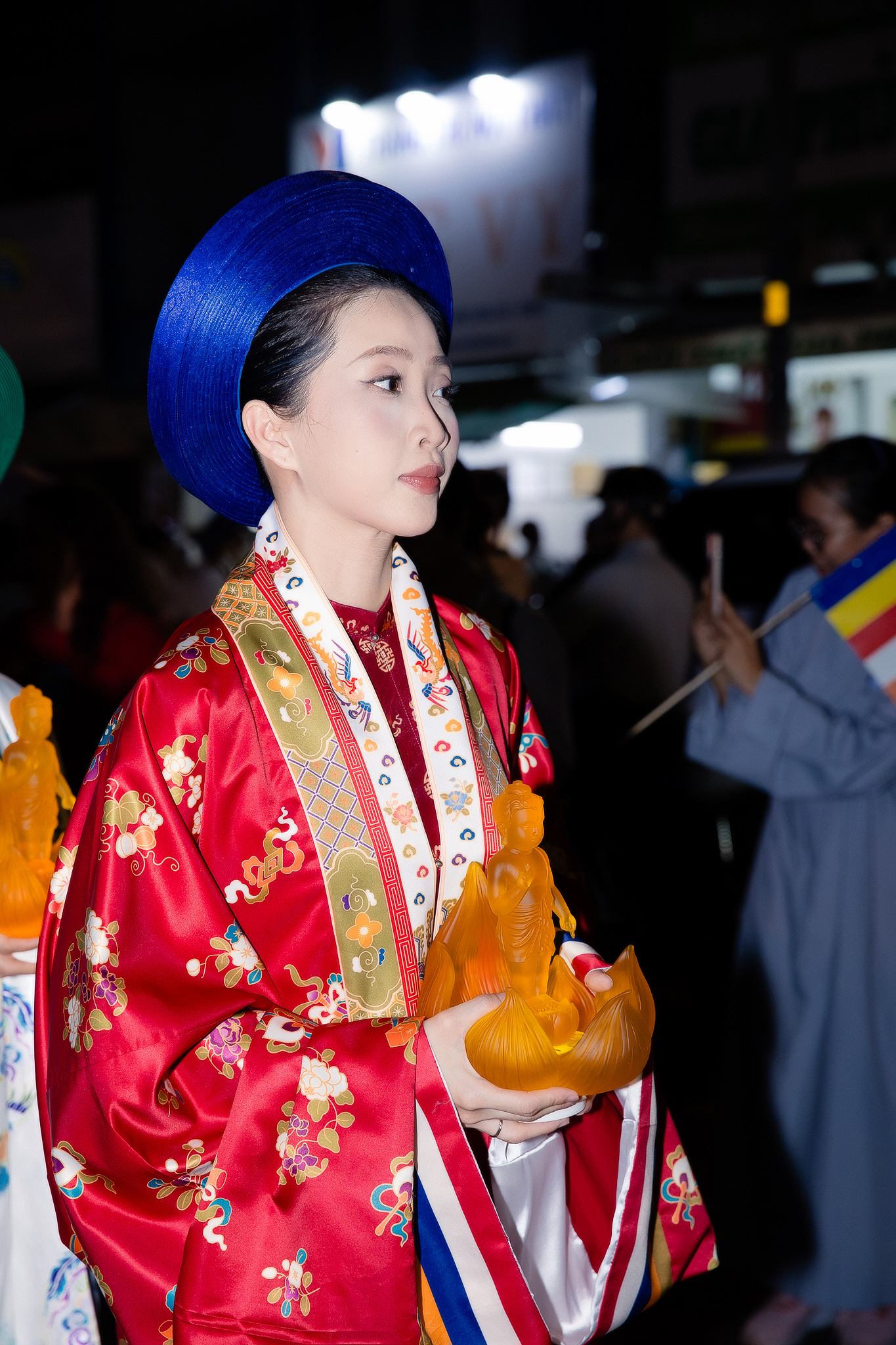 Hoa hậu Tiểu Vy bị tóm cận visual Hoa hậu Tiểu Vy bị tóm cận visual