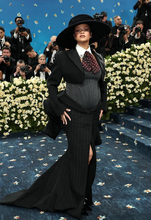 MET GALA 2025: Cuộc chơi tái định nghĩa thời trang của những ông lớn Marc Jacobs, Tory Burch, Boss, Chopard- Ảnh 1. MET GALA 2025: Cuộc chơi tái định nghĩa thời trang của những ông lớn Marc Jacobs, Tory Burch, Boss, Chopard- Ảnh 1.