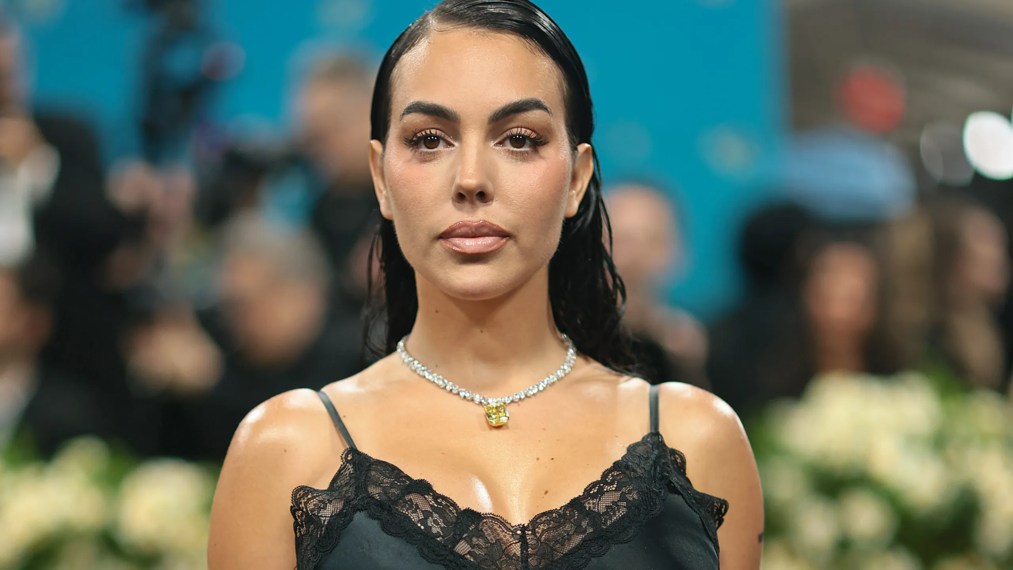 MET GALA 2025: Cuộc chơi tái định nghĩa thời trang của những ông lớn Marc Jacobs, Tory Burch, Boss, Chopard- Ảnh 13. MET GALA 2025: Cuộc chơi tái định nghĩa thời trang của những ông lớn Marc Jacobs, Tory Burch, Boss, Chopard- Ảnh 13.
