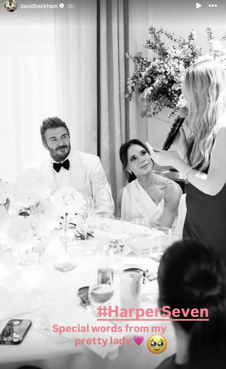 "Tiểu công chúa Hollywood" Harper diện váy đỏ nổi bật, chiếm trọn hào quang trong tiệc xa hoa của David Beckham- Ảnh 6. "Tiểu công chúa Hollywood" Harper diện váy đỏ nổi bật, chiếm trọn hào quang trong tiệc xa hoa của David Beckham- Ảnh 6.
