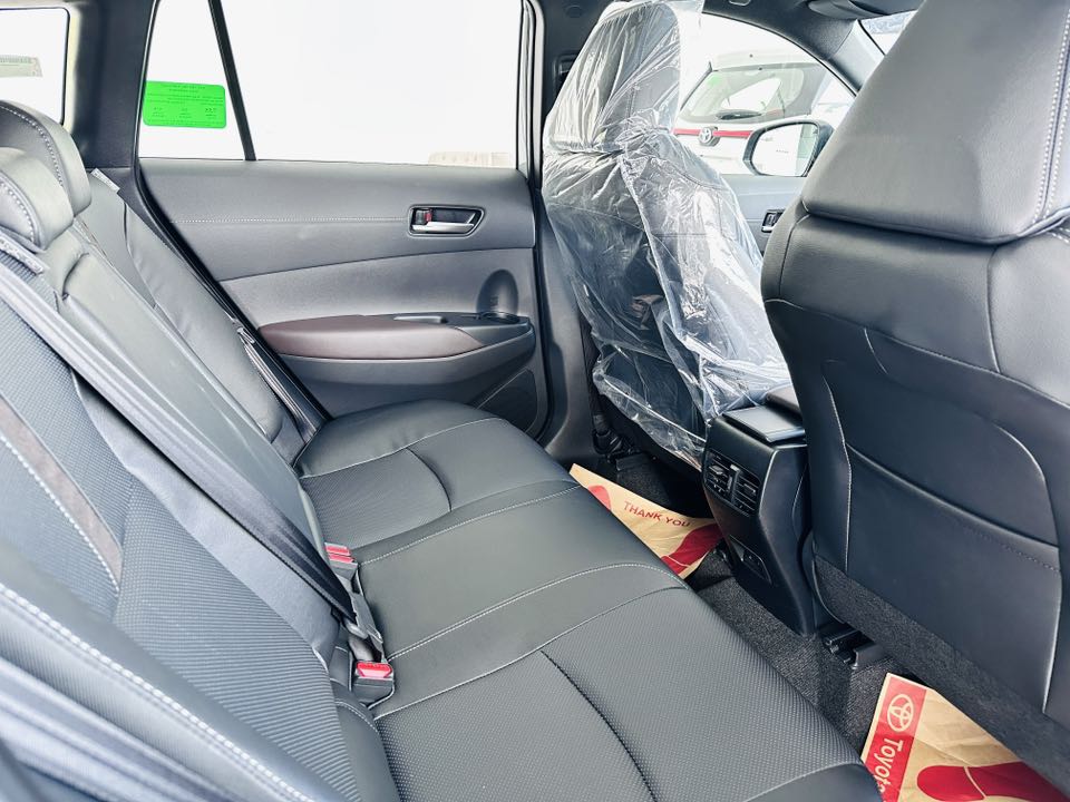 Toyota Corolla Cross giảm giá nhiều nhất 46 triệu đồng: Giá khởi điểm còn 779 triệu, càng làm khó nhóm 'đàn em' Seltos, Creta- Ảnh 8. Toyota Corolla Cross giảm giá nhiều nhất 46 triệu đồng: Giá khởi điểm còn 779 triệu, càng làm khó nhóm 'đàn em' Seltos, Creta- Ảnh 8.