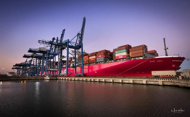 Sau sáp nhập tỉnh thành, địa phương nào vừa có sân bay quốc tế, vừa có cảng biển loại đặc biệt?- Ảnh 1. Sau sáp nhập tỉnh thành, địa phương nào vừa có sân bay quốc tế, vừa có cảng biển loại đặc biệt?- Ảnh 1.