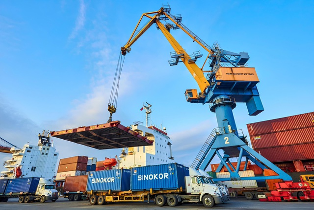 Viconship nâng sở hữu lên 7,45% vốn Xếp dỡ Hải An- Ảnh 1. Viconship nâng sở hữu lên 7,45% vốn Xếp dỡ Hải An- Ảnh 1.