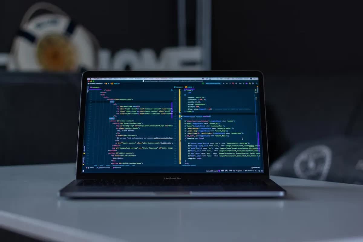 Apple đang âm thầm trang bị “trợ lý AI số một của dân coder” vào công cụ lập trình chủ lực?- Ảnh 1. Apple đang âm thầm trang bị “trợ lý AI số một của dân coder” vào công cụ lập trình chủ lực?- Ảnh 1.