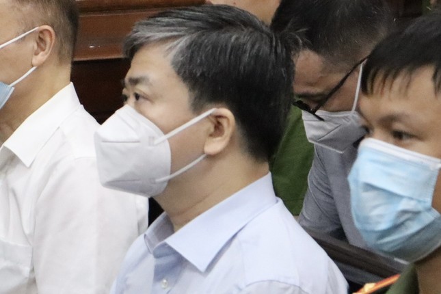 Xem xét đơn xin giảm án của cựu Bí thư Tỉnh ủy Bến Tre- Ảnh 2. Xem xét đơn xin giảm án của cựu Bí thư Tỉnh ủy Bến Tre- Ảnh 2.
