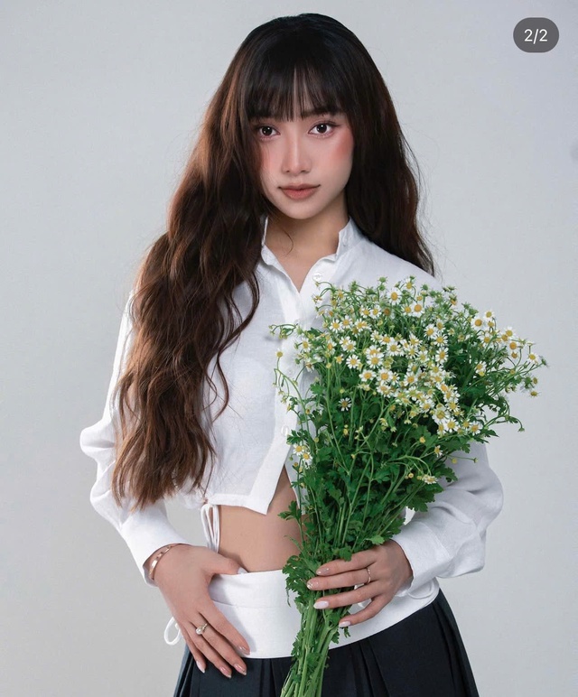 Người đẹp 9x có đám cưới bí ẩn nhất showbiz: Âm thầm lên xe hoa, 2 tháng sau gây bàn tán vì một động thái- Ảnh 6. Người đẹp 9x có đám cưới bí ẩn nhất showbiz: Âm thầm lên xe hoa, 2 tháng sau gây bàn tán vì một động thái- Ảnh 6.