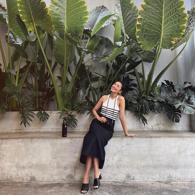 4 mỹ nhân có street style mùa hè xuất sắc không đối thủ, tư liệu mặc đẹp cho mọi chị em chính là đây- Ảnh 16. 4 mỹ nhân có street style mùa hè xuất sắc không đối thủ, tư liệu mặc đẹp cho mọi chị em chính là đây- Ảnh 16.