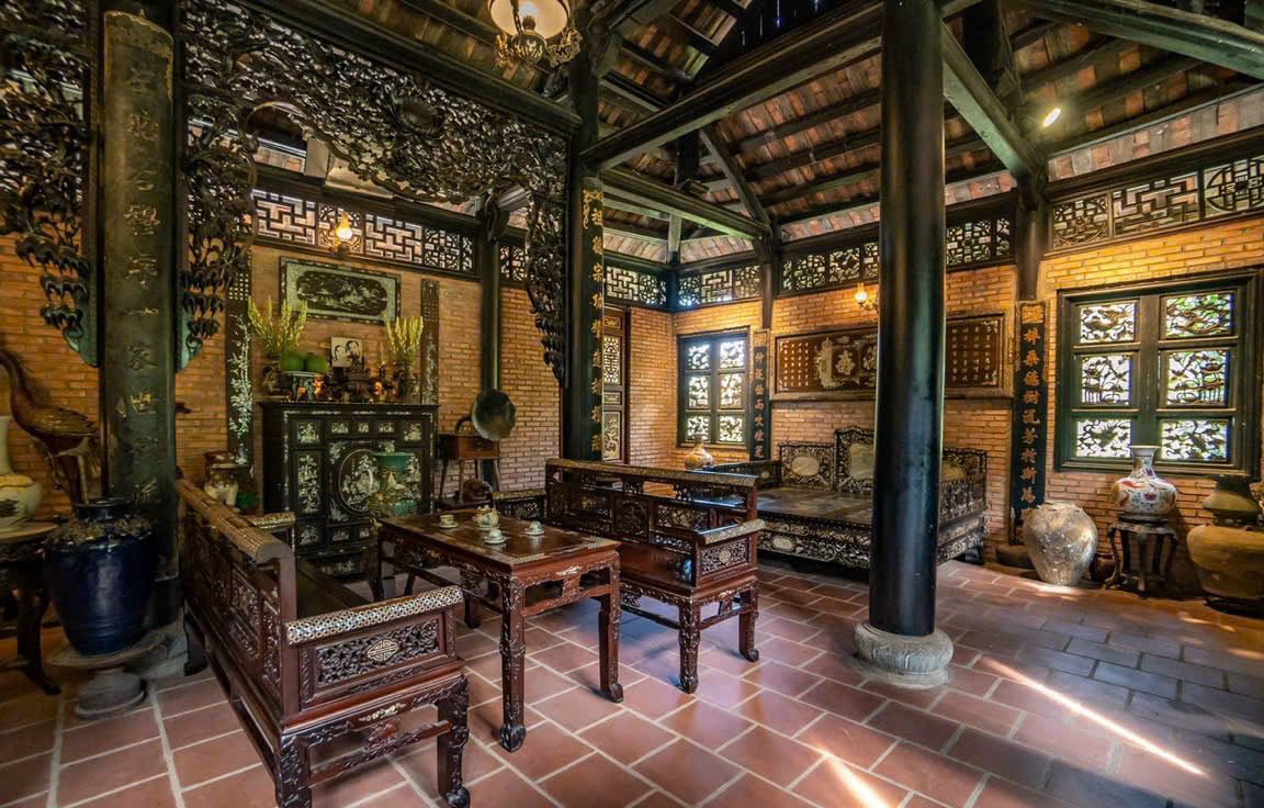Cận cảnh biệt phủ 100 tỷ, toàn gỗ quý ở Đồng Nai: Nam nghệ sĩ sẵn sàng bán rẻ nếu tìm đúng người- Ảnh 8. Cận cảnh biệt phủ 100 tỷ, toàn gỗ quý ở Đồng Nai: Nam nghệ sĩ sẵn sàng bán rẻ nếu tìm đúng người- Ảnh 8.