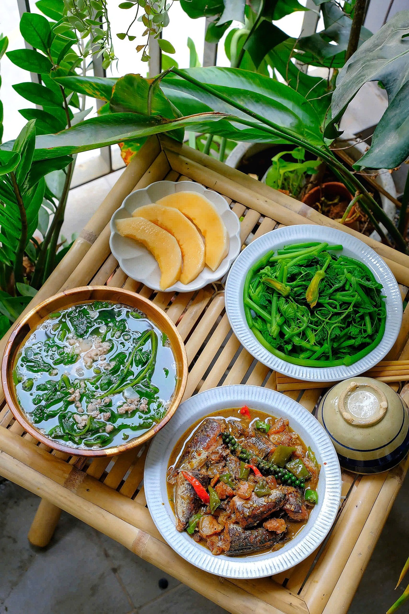 Loạt bữa cơm nhà viral khắp MXH: Công thức một mặn-một rau-một canh-hoa quả chuẩn ý chị em, đỡ đau đầu mỗi khi nghĩ món- Ảnh 7. Loạt bữa cơm nhà viral khắp MXH: Công thức một mặn-một rau-một canh-hoa quả chuẩn ý chị em, đỡ đau đầu mỗi khi nghĩ món- Ảnh 7.