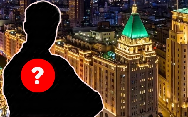 Thiếu gia sở hữu Fairmont Peace Hotel nổi tiếng xa hoa, bị đồn xuất hiện trong bộ dạng “ăn mày” là ai?- Ảnh 3. Thiếu gia sở hữu Fairmont Peace Hotel nổi tiếng xa hoa, bị đồn xuất hiện trong bộ dạng “ăn mày” là ai?- Ảnh 3.