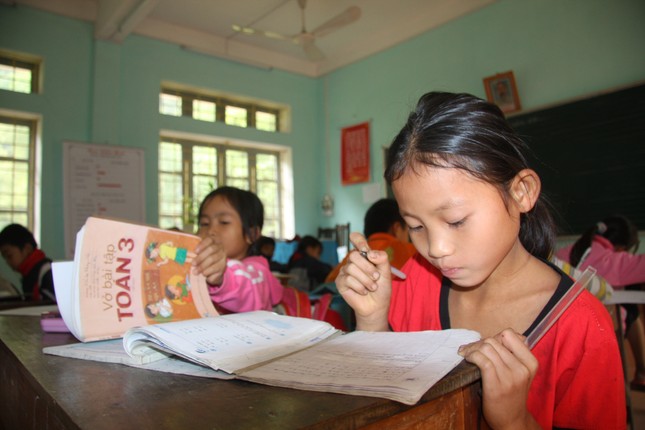 Dạy 2 buổi/ngày, miễn học phí từ năm học tới: Ưu việt, nhân văn- Ảnh 1. Dạy 2 buổi/ngày, miễn học phí từ năm học tới: Ưu việt, nhân văn- Ảnh 1.