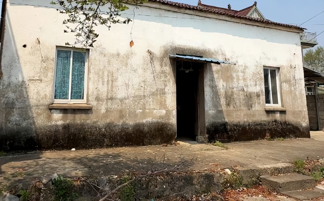 Người đàn ông gặp tai nạn được bảo hiểm bồi thường, hưởng trợ cấp tới 5,5 tỷ đồng, 6 năm sau bị khởi tố, tòa án tuyên bố: Anh chưa từng gặp nạn- Ảnh 3. Người đàn ông gặp tai nạn được bảo hiểm bồi thường, hưởng trợ cấp tới 5,5 tỷ đồng, 6 năm sau bị khởi tố, tòa án tuyên bố: Anh chưa từng gặp nạn- Ảnh 3.