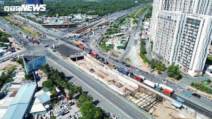 Tiếp tục lùi thời gian thông xe hầm chui dự án trọng điểm TP.HCM- Ảnh 3. Tiếp tục lùi thời gian thông xe hầm chui dự án trọng điểm TP.HCM- Ảnh 3.